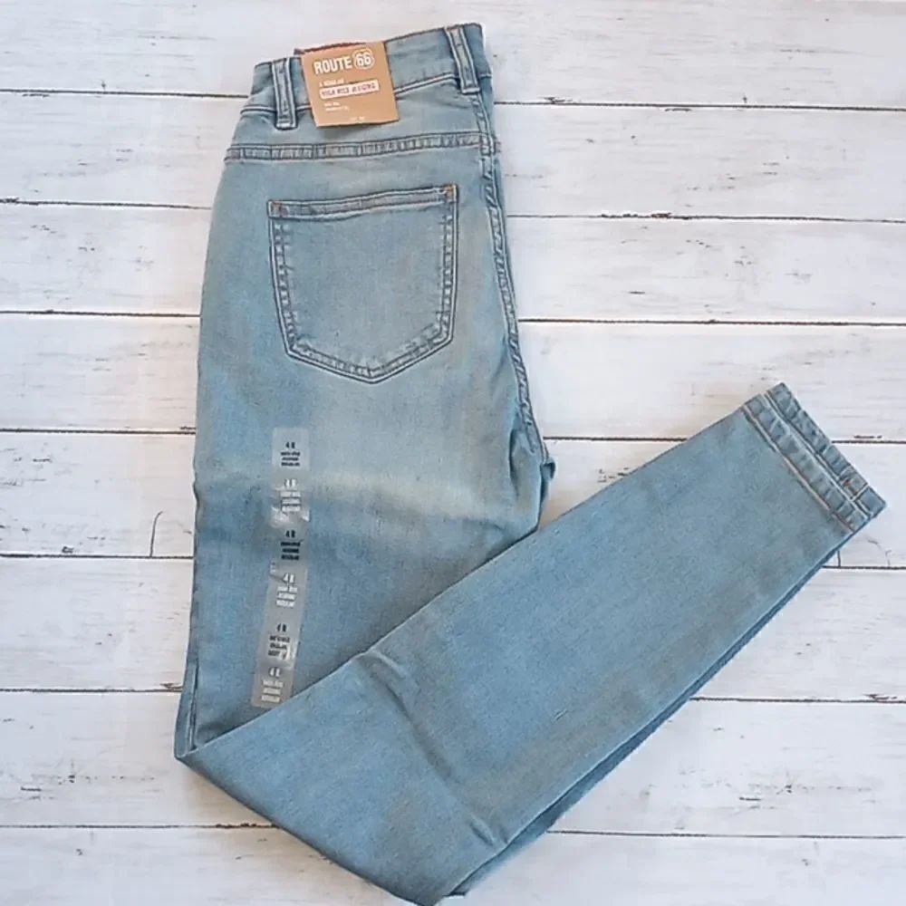 Women's High-Rise Jeggings